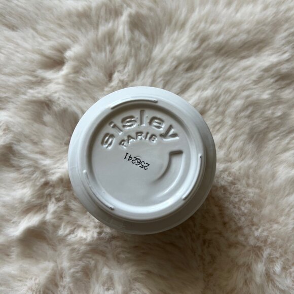Sisley Paris Neck Cream - Picture 3 of 4
